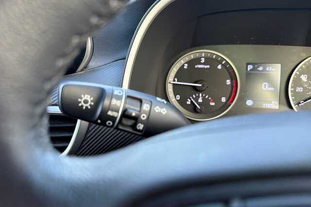 Hyundai TUCSON CRDI SE NAV MHEV Phantom Black