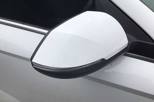 Hyundai KONA ADVANCE Atlas White