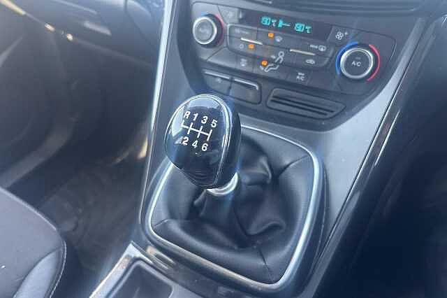 Ford Kuga TITANIUM EDITION