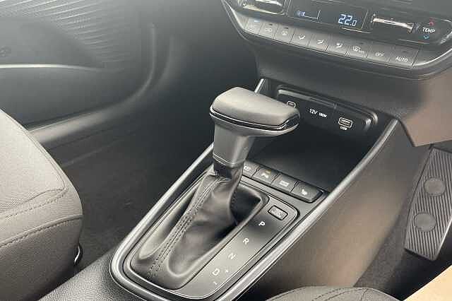 Hyundai I20 T-GDI PREMIUM Atlas White