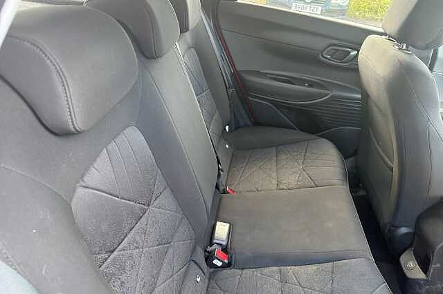 Hyundai Bayon T-GDI PREMIUM DCT MHEV