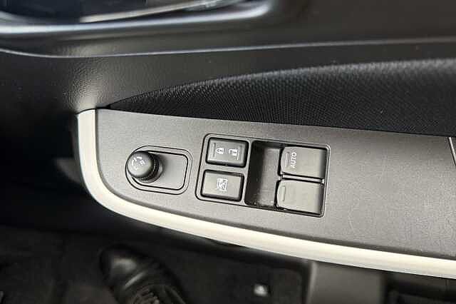 Suzuki Swift SZ3 DUALJET