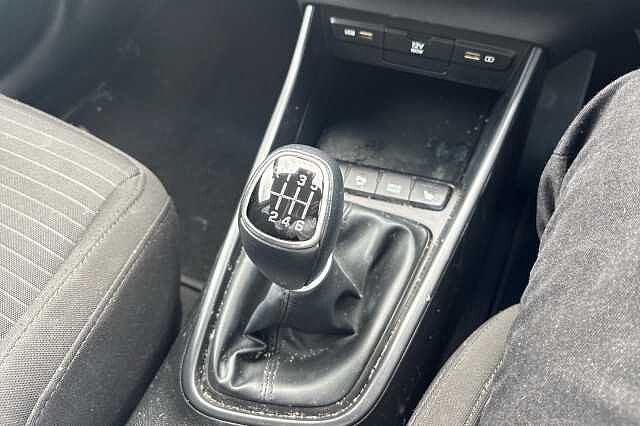 Hyundai i20 T-GDI PREMIUM MHEV