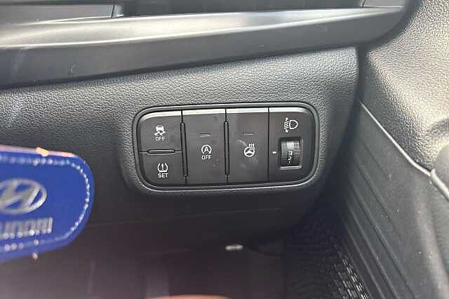 Hyundai i20 T-GDI PREMIUM MHEV