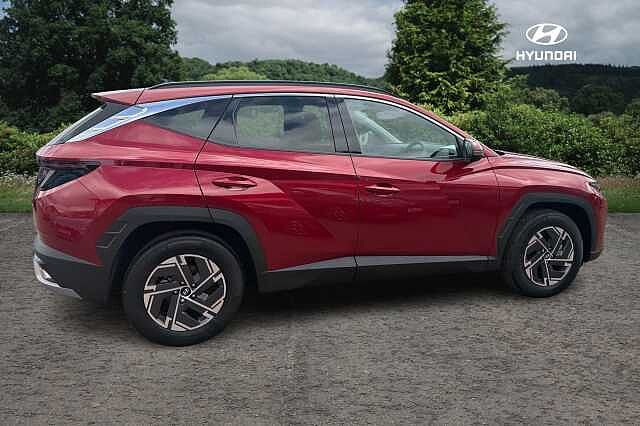 Hyundai TUCSON ADVANCE Ultimate Red