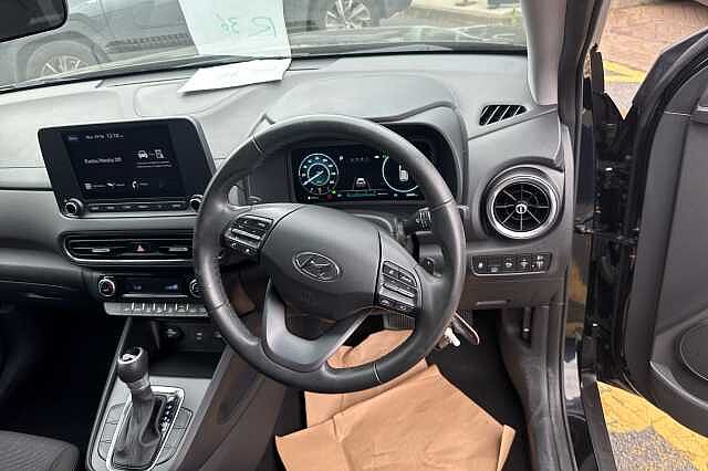 Hyundai KONA GDI SE CONNECT Phantom Black