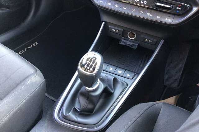 Hyundai Bayon T-GDI PREMIUM MHEV