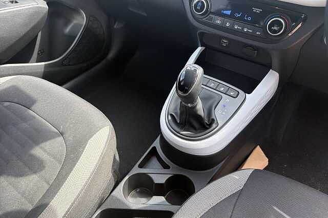 Hyundai I10 MPI PREMIUM Phantom Black