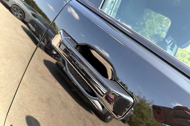 Hyundai SANTA FE CALLIGRAPHY Abyss Black
