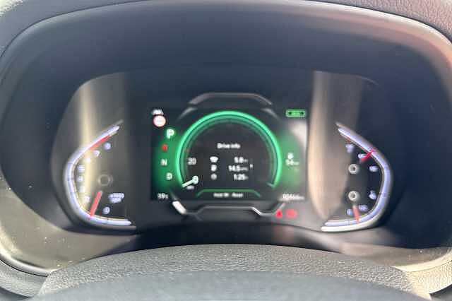 Hyundai I30 T-GDI PREMIUM MHEV Engine Red