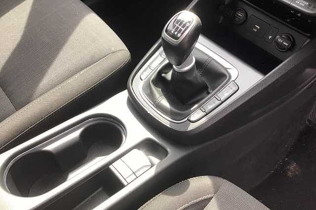 Hyundai Kona T-GDI PREMIUM MHEV