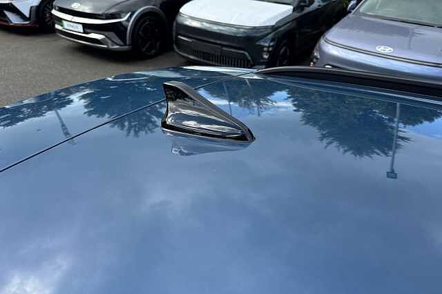 Hyundai BAYON 1.0 TGDi Premium 5dr DCT Vibrant Blue