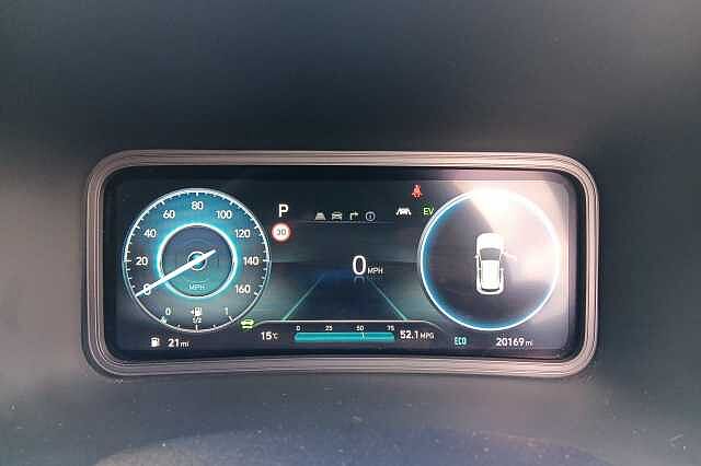 Hyundai KONA 1.6 GDi Hybrid Premium 5dr DCT Red