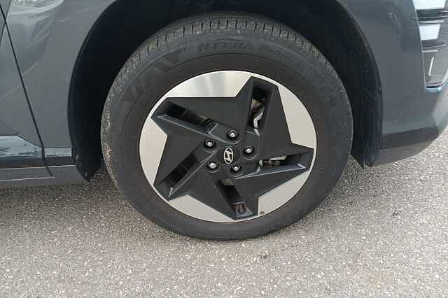Hyundai KONA 160kW Advance 65kWh 5dr Auto Grey