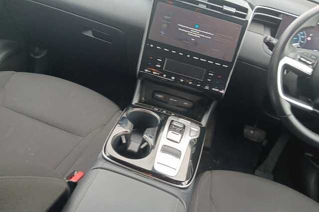 Hyundai Tucson 1.6 TGDi Hybrid 230 SE Connect 5dr 2WD Auto
