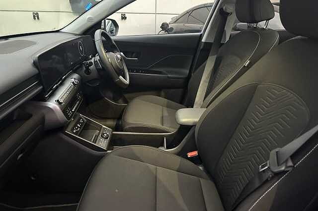 Hyundai KONA ADVANCE Silver