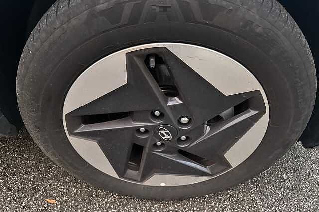 Hyundai KONA ADVANCE Silver