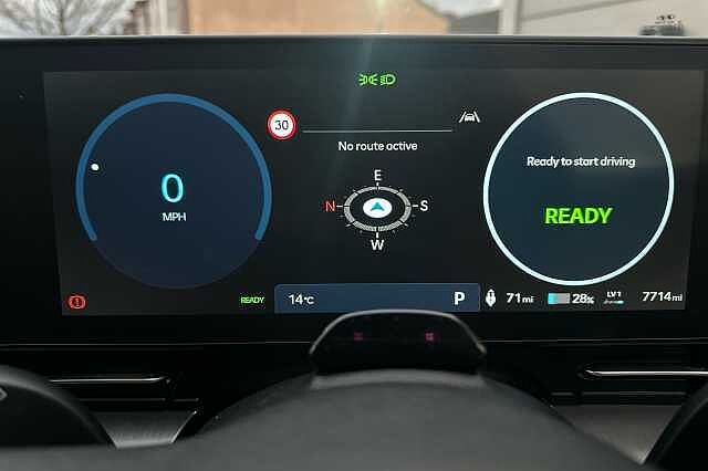 Hyundai KONA ADVANCE Silver