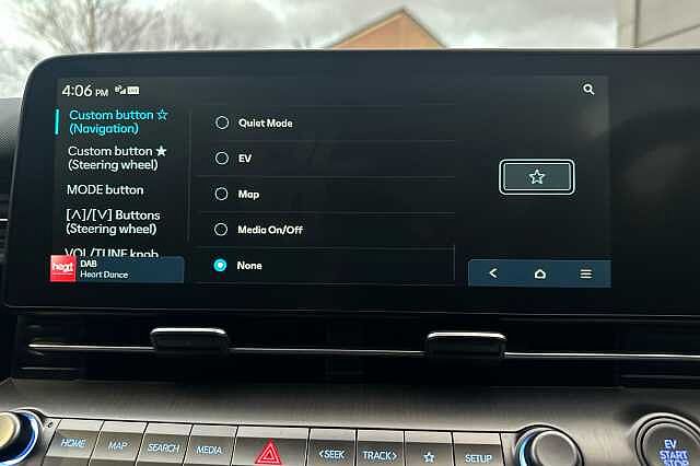 Hyundai KONA ADVANCE Silver