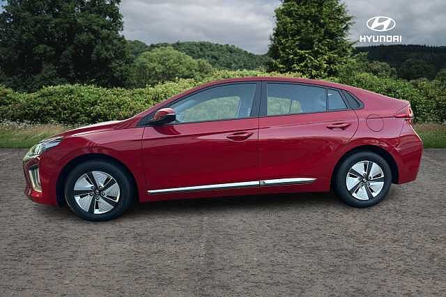 Hyundai Ioniq SE CONNECT MHEV