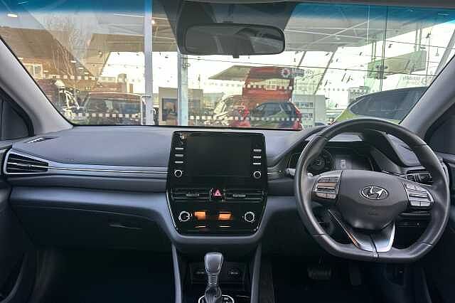 Hyundai Ioniq SE CONNECT MHEV