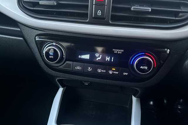 Hyundai i10 MPI PREMIUM