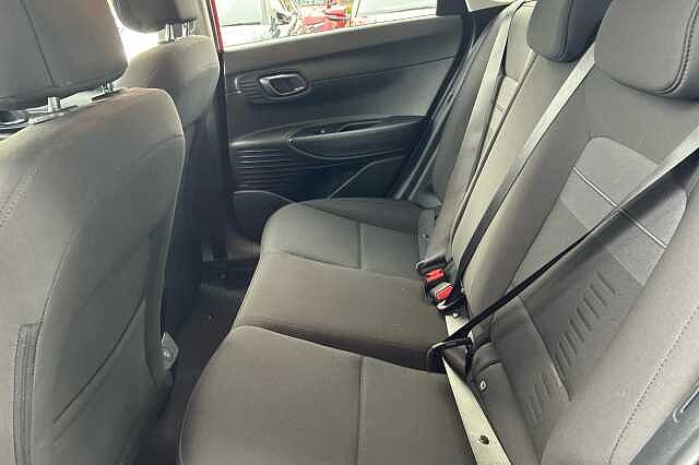 Hyundai BAYON T-GDI ULTIMATE Dragon Red