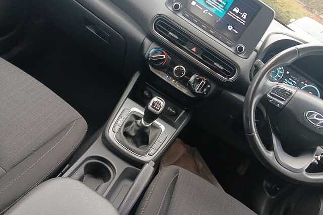 Hyundai Kona T-GDI SE CONNECT MHEV