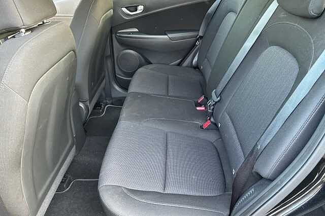 Hyundai Kona T-GDI SE CONNECT MHEV