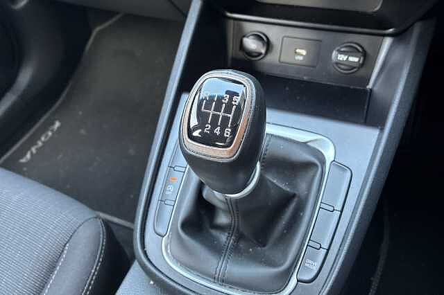 Hyundai Kona T-GDI SE CONNECT MHEV