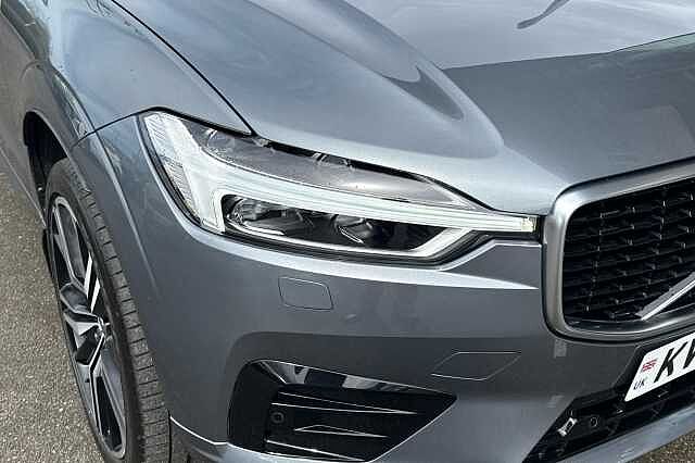 Volvo XC60 B5 R-DESIGN PRO AWD
