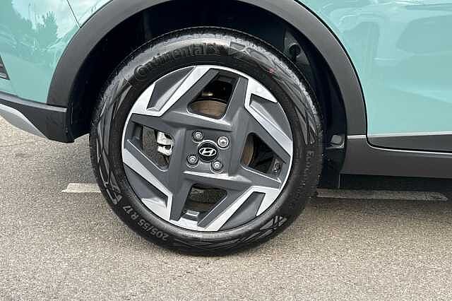 Hyundai BAYON T-GDI TECH LINE Mangrove Green