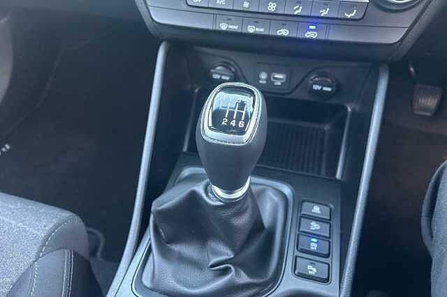 Hyundai TUCSON 1.6 GDi SE Nav 5dr 2WD Stellar Blue