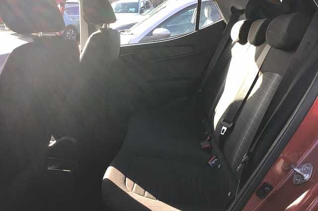 Hyundai i10 1.0 MPi SE Connect 5dr