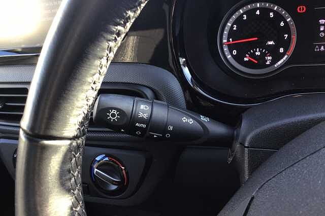 Hyundai i10 1.0 MPi SE Connect 5dr