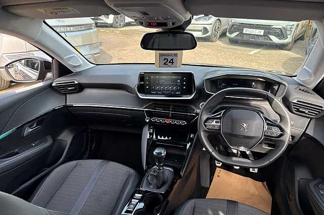 Peugeot 208 PURETECH ALLURE PREMIUM PLUS S/S