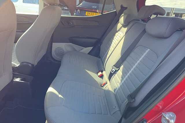 Hyundai I10 MPI PREMIUM Dragon Red