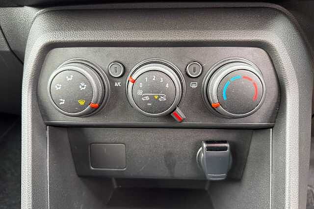 Dacia Sandero Stepway EXPRESSION TCE