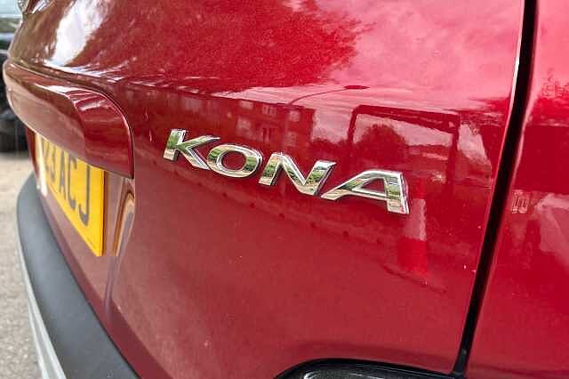Hyundai KONA T-GDI SE CONNECT MHEV Ultimate Red