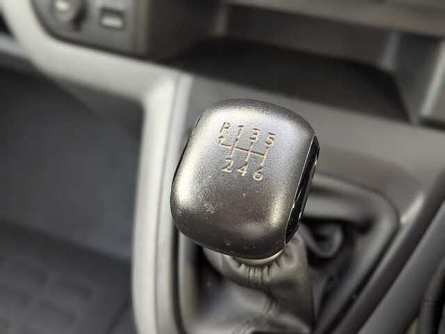 Vauxhall Vivaro Life 1.5 Turbo D 120PS Edition M 5dr