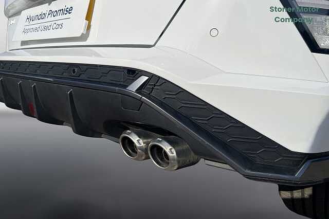 Hyundai KONA 1.6 Hybrid 138 N Line S 5dr DCT Atlas White