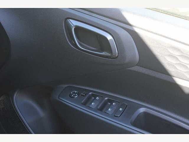 Hyundai i10 1.0 [63] Advance 5dr [Nav]