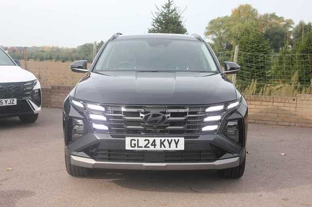 Hyundai TUCSON 1.6T Hybrid Ultimate 5dr Auto Abyss Black