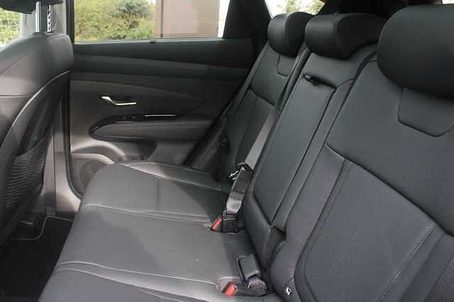 Hyundai TUCSON 1.6T Hybrid Ultimate 5dr Auto Abyss Black