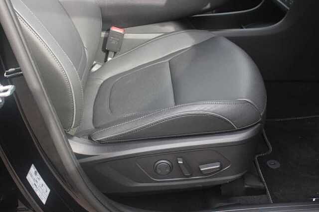 Hyundai TUCSON 1.6T Hybrid Ultimate 5dr Auto Abyss Black