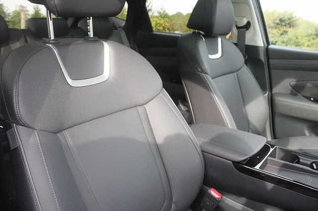 Hyundai TUCSON 1.6T Hybrid Ultimate 5dr Auto Abyss Black