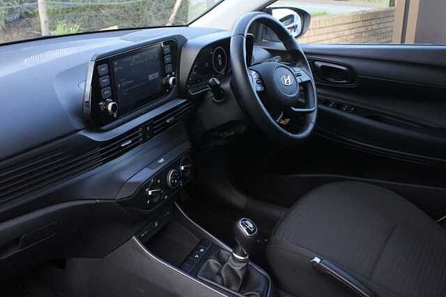 Hyundai I20 1.0 T-GDi 100ps SE Connect 48 Volt Hybrid Polar White