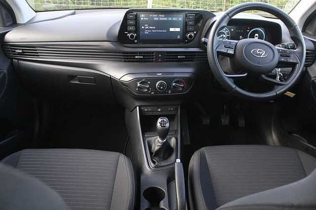 Hyundai I20 1.0 T-GDi 100ps SE Connect 48 Volt Hybrid Polar White