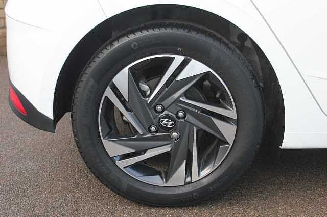 Hyundai I20 1.0 T-GDi 100ps SE Connect 48 Volt Hybrid Polar White