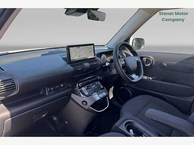 Hyundai INSTER 85kW 02 49kWh 5dr Auto Atlas White